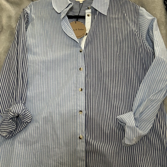 Women’s Button Down Blouse - Picture 3 of 6